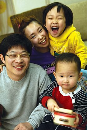 행복한 헤어디자이너 강희대 씨와 가족